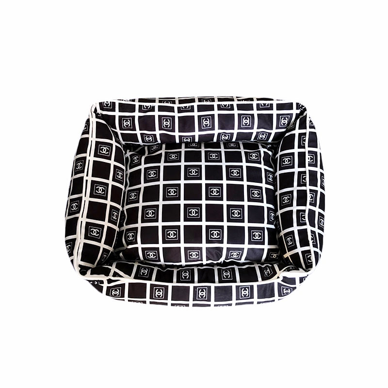 Chanel Dog Bed CC Black By Furrfetch